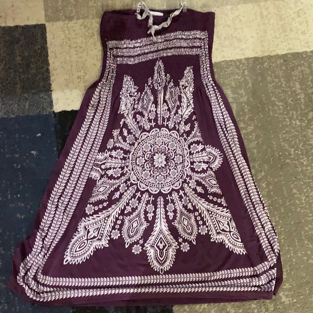 Small maroon dress